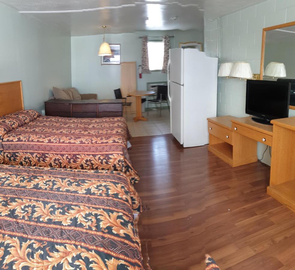 Chimo Motel Cochrane Eksteriør bilde
