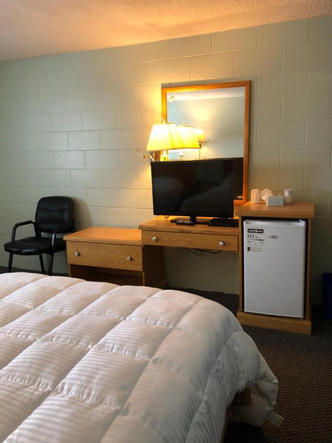 Chimo Motel Cochrane Eksteriør bilde