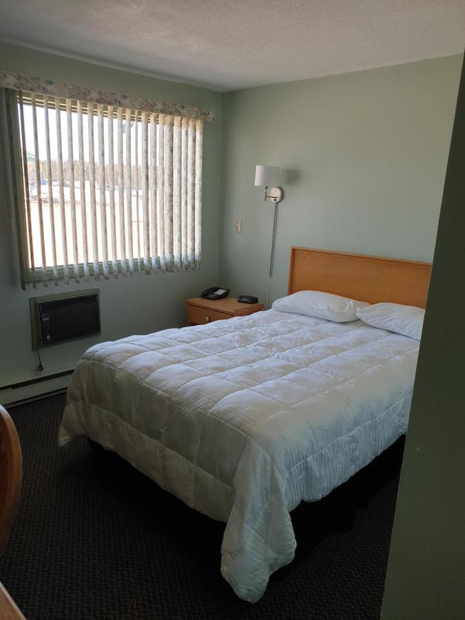 Chimo Motel Cochrane Eksteriør bilde